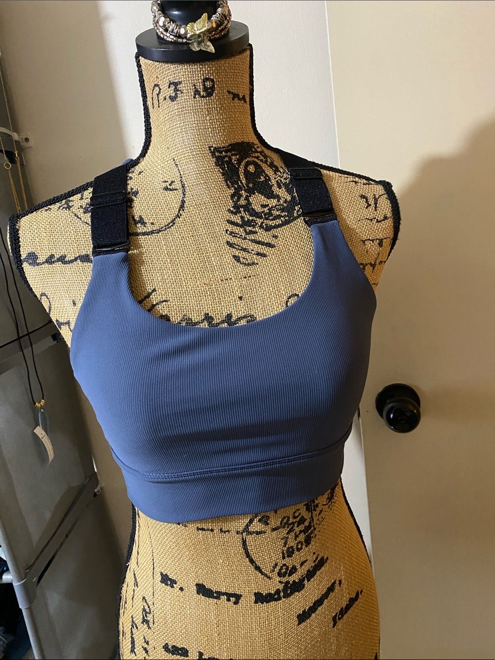 NWOT WILOW The Label ribbed sports bra size women’s medium